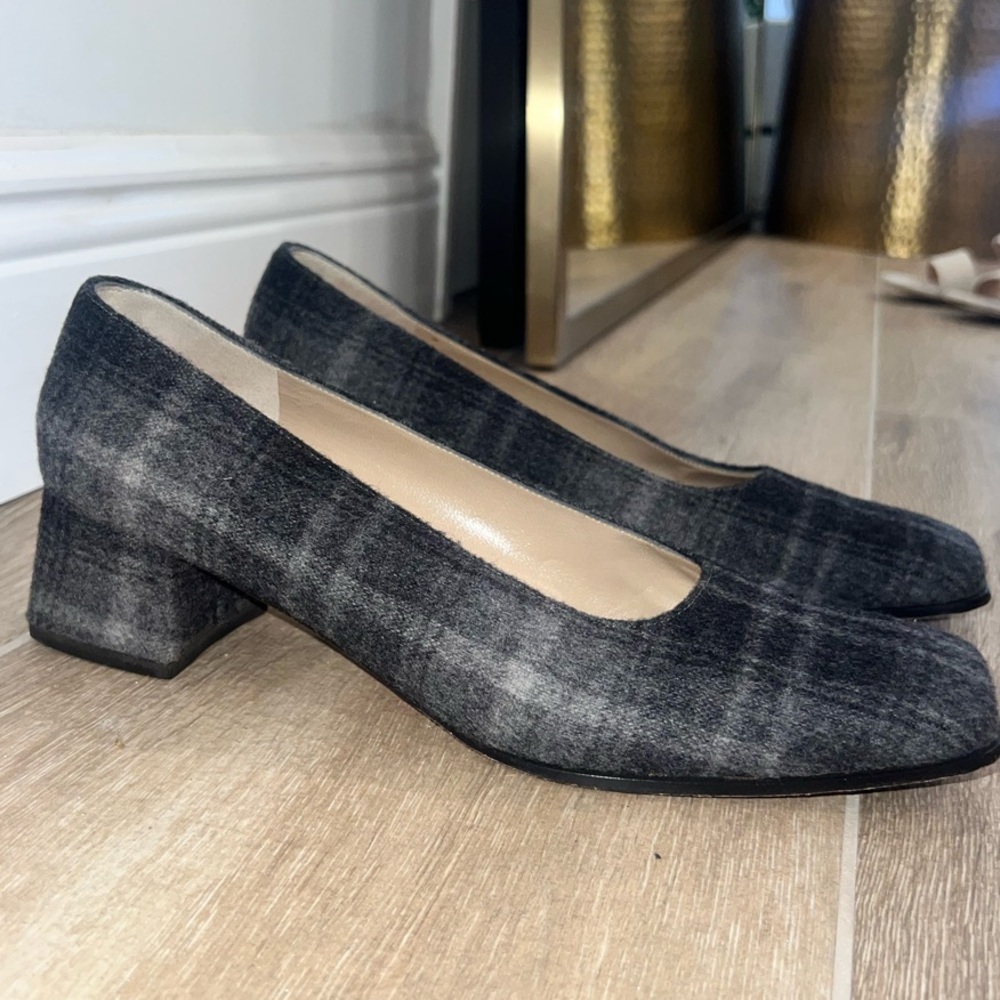 Salvatore Ferragamo Black and Gray wool Heels NARROW